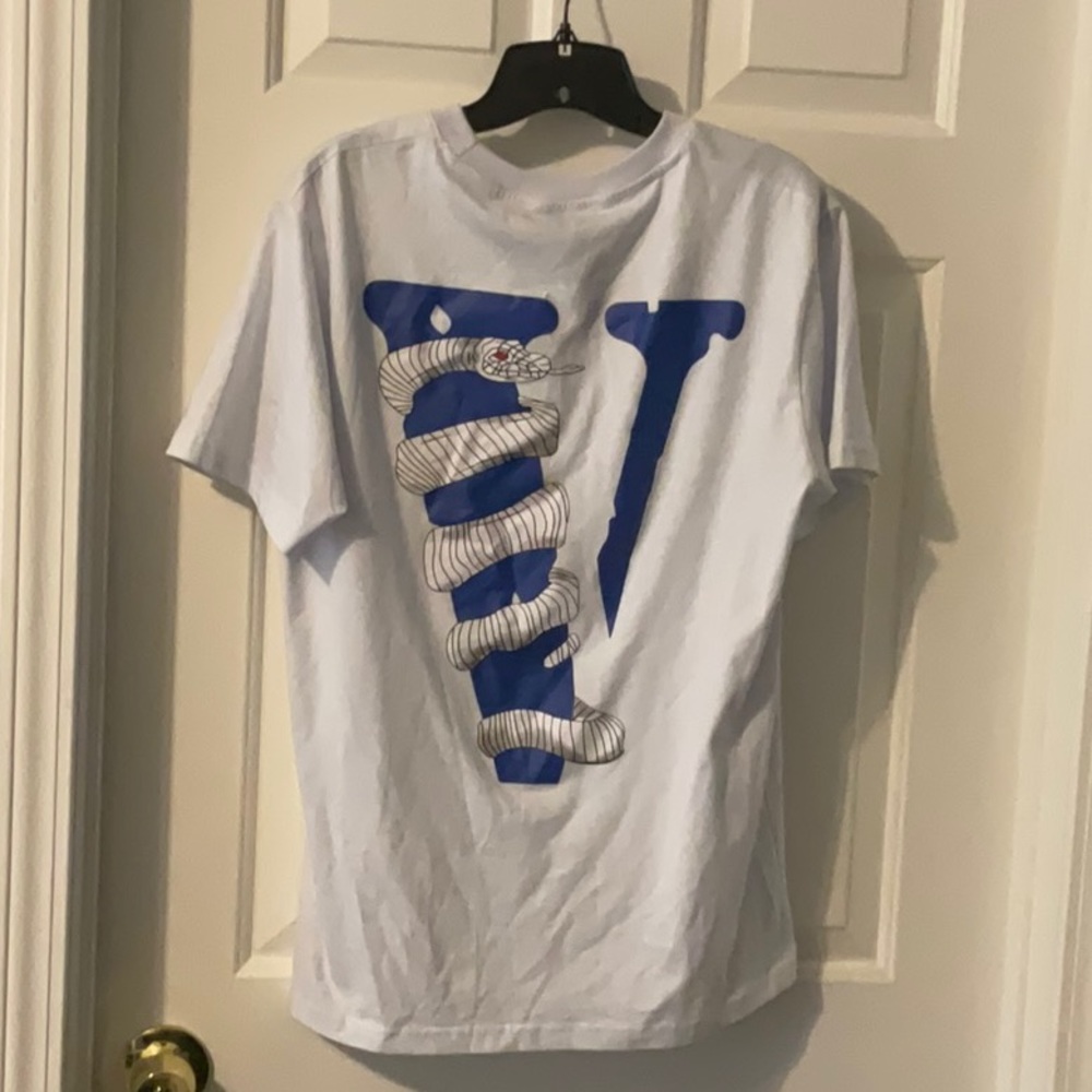 VLONE - Picture 2 of 2